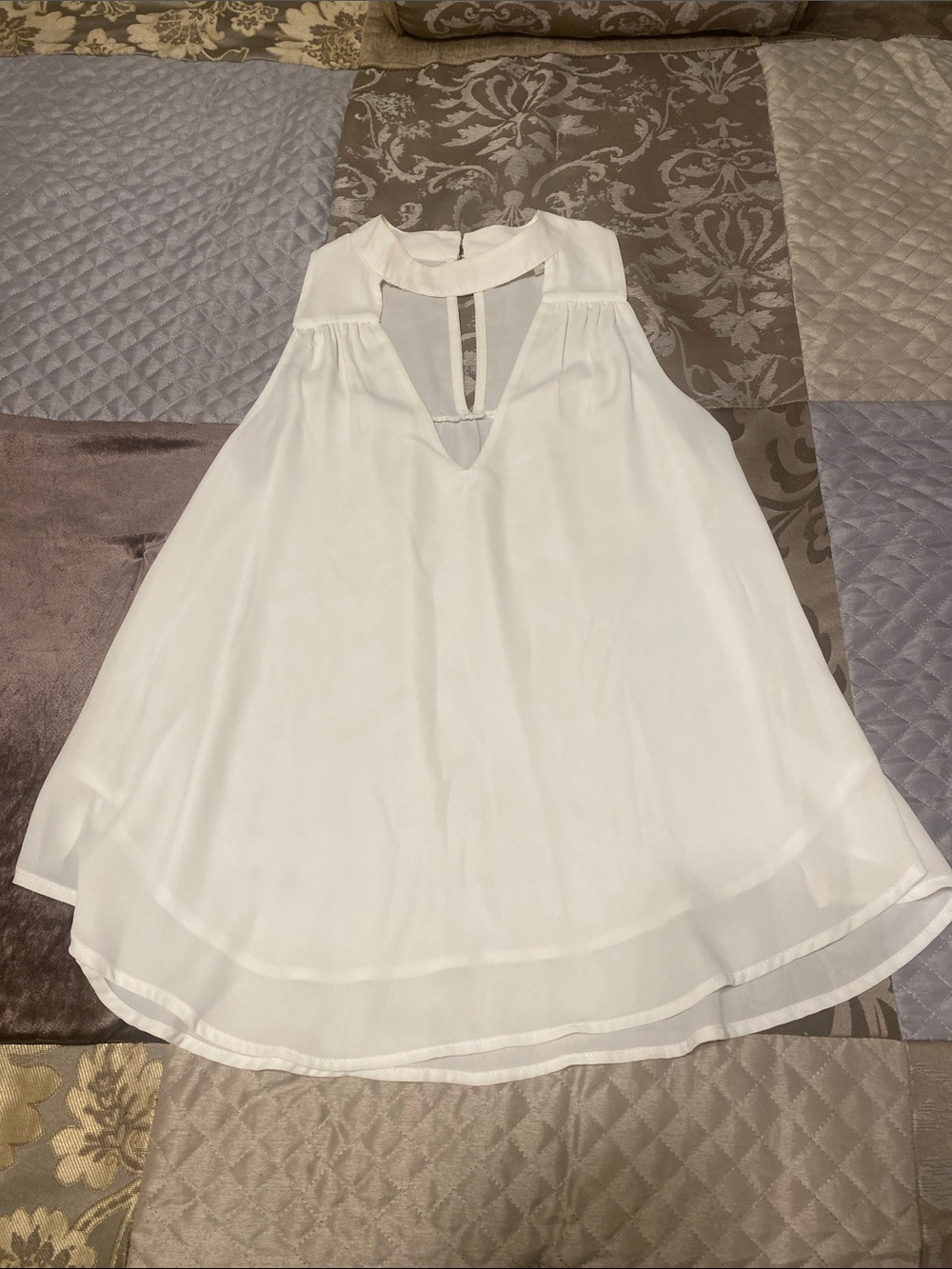 Sleeveless White Chiffon Keyhole Women’s Top